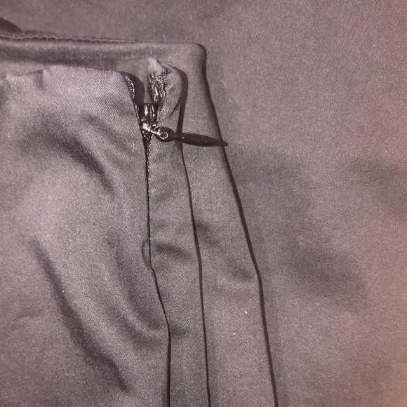 Elie Tahari size 4 black dress pants - Picture 4 of 5